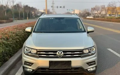 Volkswagen Volkswagen Golf в цвете и кузовом – это идеальный выбор среди китайских автомобилей. Доступная цена и надежность гарантированы.