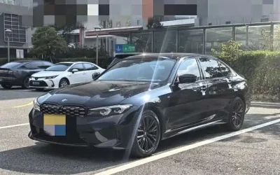 BMW BMW 3 Series в цвете и кузовом – это идеальный выбор среди китайских автомобилей. Доступная цена и надежность гарантированы.