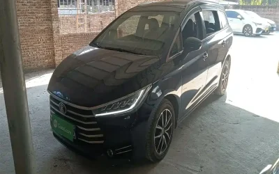 BYD BYD Seal 05 DM-i в цвете и кузовом – это идеальный выбор среди китайских автомобилей. Доступная цена и надежность гарантированы.