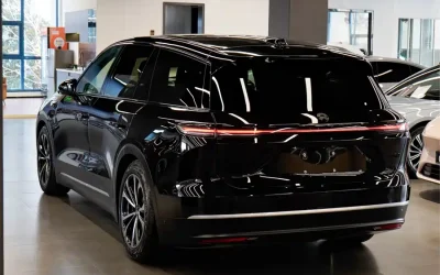 NIO NIO ES8 в цвете и кузовом – это идеальный выбор среди китайских автомобилей. Доступная цена и надежность гарантированы.