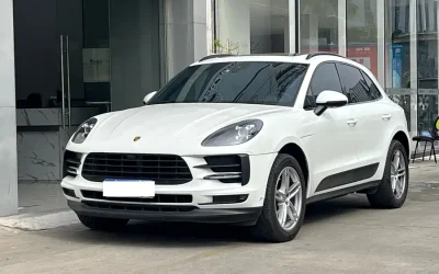 Porsche Porsche Cayenne в цвете и кузовом – это идеальный выбор среди китайских автомобилей. Доступная цена и надежность гарантированы.