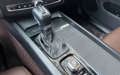 Volvo volvo XC40 recharge в цвете и кузовом – это идеальный выбор среди китайских автомобилей. Доступная цена и надежность гарантированы.