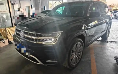 Volkswagen Volkswagen Lavida в цвете и кузовом – это идеальный выбор среди китайских автомобилей. Доступная цена и надежность гарантированы.