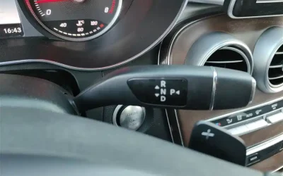 r1056641-mercedes-benz-glc-2018_image_001