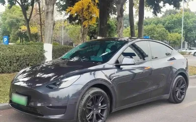 Audi Audi A8 в цвете и кузовом – это идеальный выбор среди китайских автомобилей. Доступная цена и надежность гарантированы.