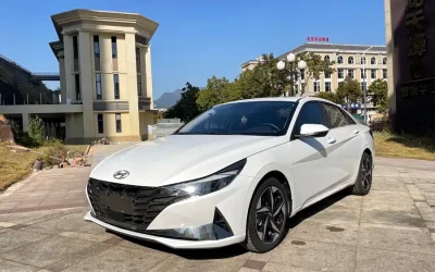 Hyundai Hyundai в цвете Hyundai и кузовом Hyundai – это идеальный выбор среди китайских автомобилей. Доступная цена и надежность гарантированы.