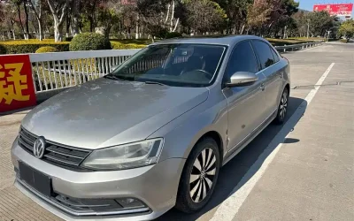 r1059848-volkswagen-sagitar-2015_image_001