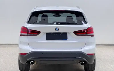 BMW BMW i3 в цвете и кузовом – это идеальный выбор среди китайских автомобилей. Доступная цена и надежность гарантированы.