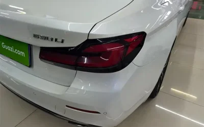 BMW BMW 3 Series в цвете и кузовом – это идеальный выбор среди китайских автомобилей. Доступная цена и надежность гарантированы.
