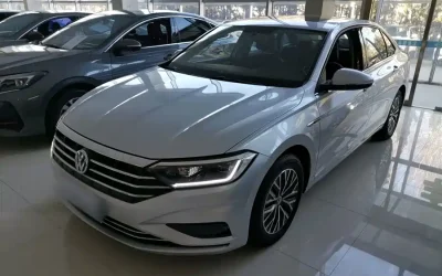 Volkswagen Volkswagen Golf в цвете и кузовом – это идеальный выбор среди китайских автомобилей. Доступная цена и надежность гарантированы.