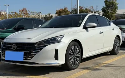 Audi Audi A8 в цвете и кузовом – это идеальный выбор среди китайских автомобилей. Доступная цена и надежность гарантированы.