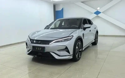 BYD BYD Song L DM-i в цвете и кузовом – это идеальный выбор среди китайских автомобилей. Доступная цена и надежность гарантированы.