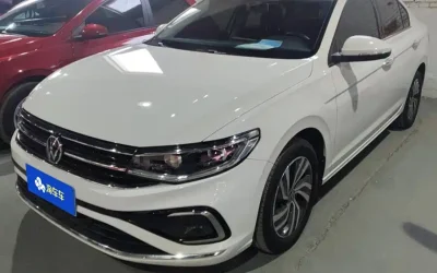 Volkswagen Volkswagen Lavida в цвете и кузовом – это идеальный выбор среди китайских автомобилей. Доступная цена и надежность гарантированы.