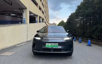 Audi Audi A8 в цвете и кузовом – это идеальный выбор среди китайских автомобилей. Доступная цена и надежность гарантированы.