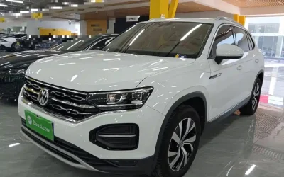 Volkswagen Volkswagen Golf в цвете и кузовом – это идеальный выбор среди китайских автомобилей. Доступная цена и надежность гарантированы.
