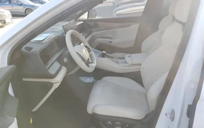 Audi Audi A8 в цвете и кузовом – это идеальный выбор среди китайских автомобилей. Доступная цена и надежность гарантированы.