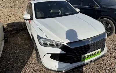 BYD BYD Seal 05 DM-i в цвете и кузовом – это идеальный выбор среди китайских автомобилей. Доступная цена и надежность гарантированы.