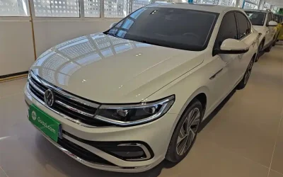 Volkswagen Volkswagen Golf в цвете и кузовом – это идеальный выбор среди китайских автомобилей. Доступная цена и надежность гарантированы.