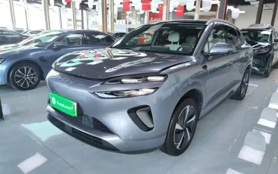 BYD BYD Sealion 05 DM-i в цвете и кузовом – это идеальный выбор среди китайских автомобилей. Доступная цена и надежность гарантированы.