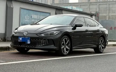 Volkswagen Volkswagen Sagitar в цвете и кузовом – это идеальный выбор среди китайских автомобилей. Доступная цена и надежность гарантированы.