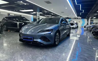 BYD BYD Song L DM-i в цвете и кузовом – это идеальный выбор среди китайских автомобилей. Доступная цена и надежность гарантированы.
