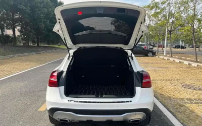 Mercedes-Benz Mercedes-Benz E-Class EV в цвете и кузовом – это идеальный выбор среди китайских автомобилей. Доступная цена и надежность гарантированы.