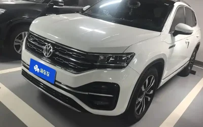 Volkswagen Volkswagen Lavida в цвете и кузовом – это идеальный выбор среди китайских автомобилей. Доступная цена и надежность гарантированы.