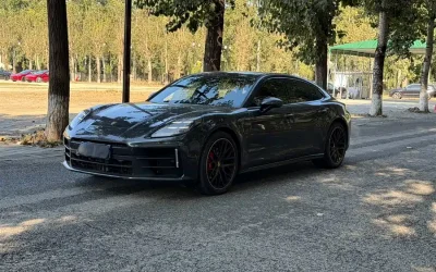 Porsche Porsche Cayenne в цвете и кузовом – это идеальный выбор среди китайских автомобилей. Доступная цена и надежность гарантированы.