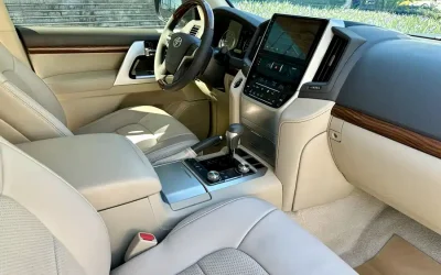 Audi Audi A8 в цвете и кузовом – это идеальный выбор среди китайских автомобилей. Доступная цена и надежность гарантированы.