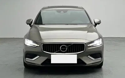 Volvo volvo XC40 recharge в цвете и кузовом – это идеальный выбор среди китайских автомобилей. Доступная цена и надежность гарантированы.