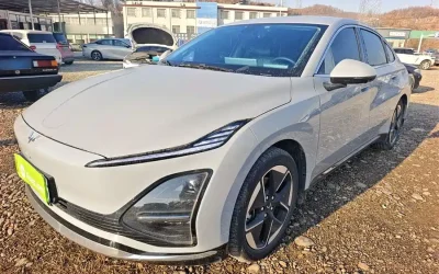 Audi Audi A8 в цвете и кузовом – это идеальный выбор среди китайских автомобилей. Доступная цена и надежность гарантированы.