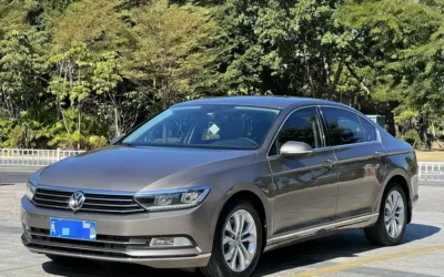 Volkswagen Volkswagen Santana в цвете и кузовом – это идеальный выбор среди китайских автомобилей. Доступная цена и надежность гарантированы.