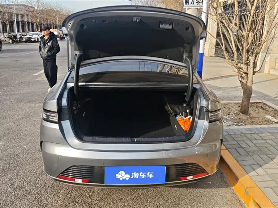 BYD BYD Destroyer 05 в цвете и кузовом – это идеальный выбор среди китайских автомобилей. Доступная цена и надежность гарантированы.