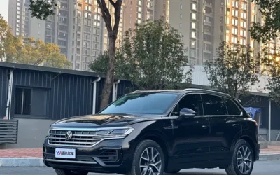 Volkswagen Volkswagen Passat в цвете и кузовом – это идеальный выбор среди китайских автомобилей. Доступная цена и надежность гарантированы.