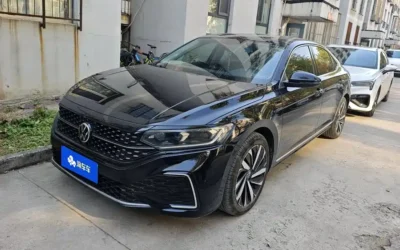Volkswagen Volkswagen Magotan в цвете и кузовом – это идеальный выбор среди китайских автомобилей. Доступная цена и надежность гарантированы.
