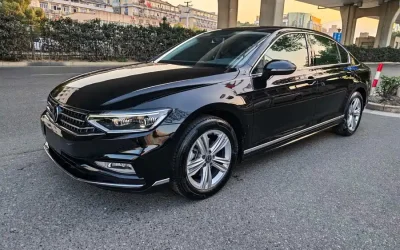 Volkswagen Volkswagen Magotan в цвете и кузовом – это идеальный выбор среди китайских автомобилей. Доступная цена и надежность гарантированы.