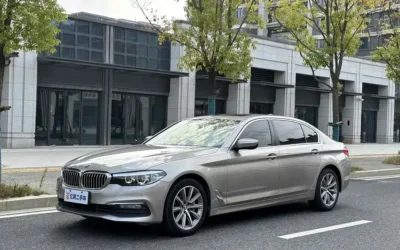 BMW BMW 5 Series в цвете и кузовом – это идеальный выбор среди китайских автомобилей. Доступная цена и надежность гарантированы.