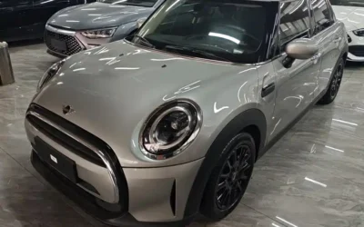 MINI MINI в цвете и кузовом – это идеальный выбор среди китайских автомобилей. Доступная цена и надежность гарантированы.