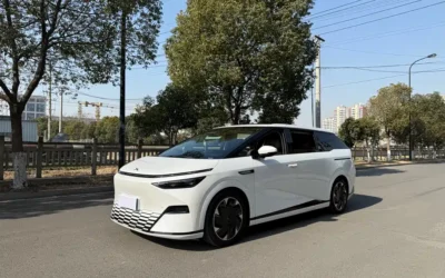 Xpeng Xpeng X9 в цвете и кузовом – это идеальный выбор среди китайских автомобилей. Доступная цена и надежность гарантированы.