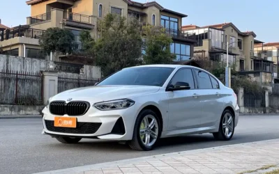 BMW BMW 3 Series в цвете и кузовом – это идеальный выбор среди китайских автомобилей. Доступная цена и надежность гарантированы.