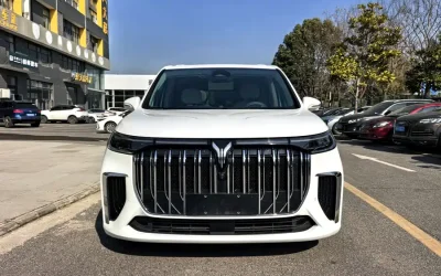 Audi Audi A8 в цвете и кузовом – это идеальный выбор среди китайских автомобилей. Доступная цена и надежность гарантированы.