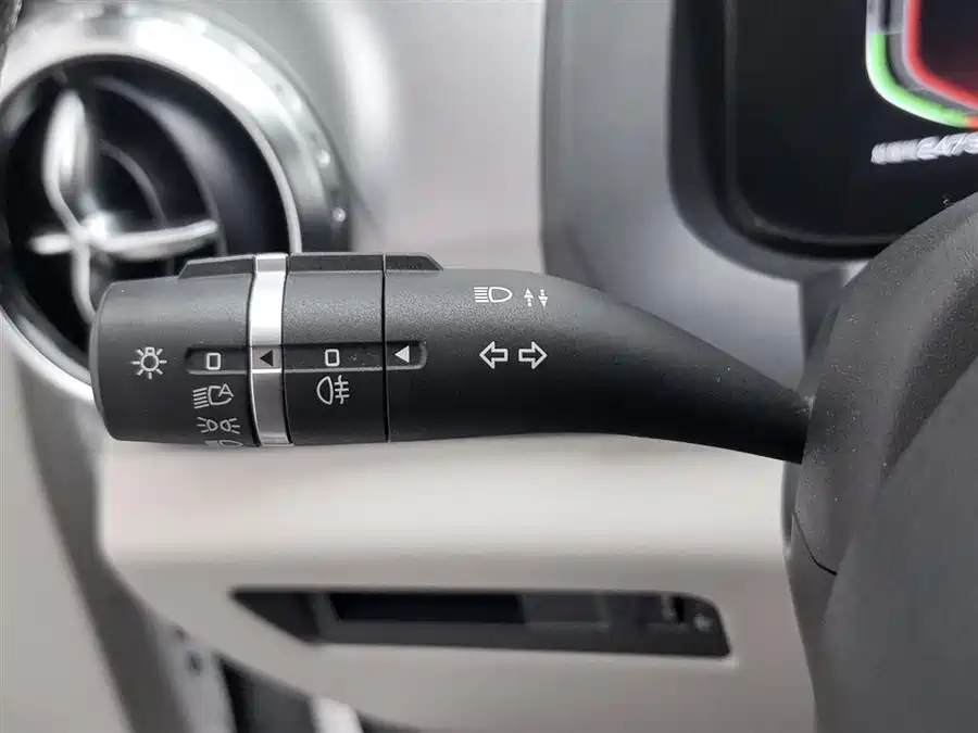 BYD BYD Yuan Pro в цвете и кузовом – это идеальный выбор среди китайских автомобилей. Доступная цена и надежность гарантированы.