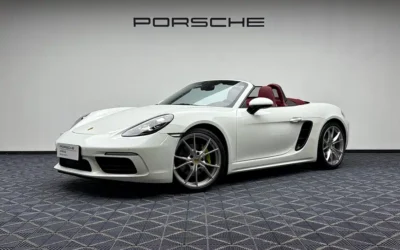 Porsche Porsche Panamera в цвете и кузовом – это идеальный выбор среди китайских автомобилей. Доступная цена и надежность гарантированы.