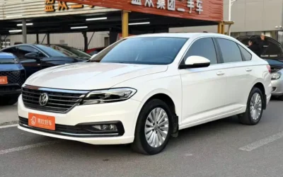 Volkswagen Volkswagen Passat в цвете и кузовом – это идеальный выбор среди китайских автомобилей. Доступная цена и надежность гарантированы.