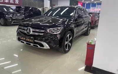 Mercedes-Benz Mercedes-Benz C-Class в цвете и кузовом – это идеальный выбор среди китайских автомобилей. Доступная цена и надежность гарантированы.