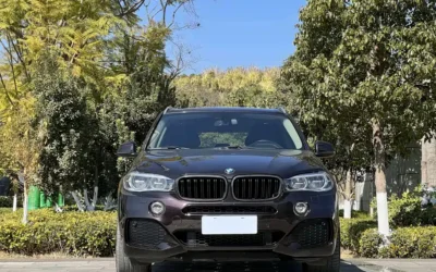 BMW BMW 3 Series в цвете и кузовом – это идеальный выбор среди китайских автомобилей. Доступная цена и надежность гарантированы.