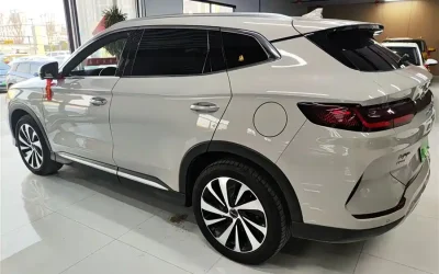 BYD BYD Song L DM-i в цвете и кузовом – это идеальный выбор среди китайских автомобилей. Доступная цена и надежность гарантированы.