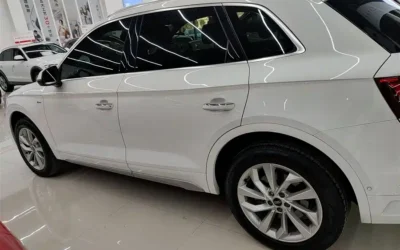 Audi Audi Q5L в цвете и кузовом – это идеальный выбор среди китайских автомобилей. Доступная цена и надежность гарантированы.