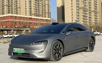 LUXEED LUXEED S7 в цвете и кузовом – это идеальный выбор среди китайских автомобилей. Доступная цена и надежность гарантированы.