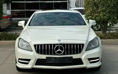 Mercedes-Benz Mercedes-Benz CLA (Imported) в цвете и кузовом – это идеальный выбор среди китайских автомобилей. Доступная цена и надежность гарантированы.